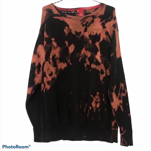 Levi's Other - Levi’s black bleach tie-dyed sweater large